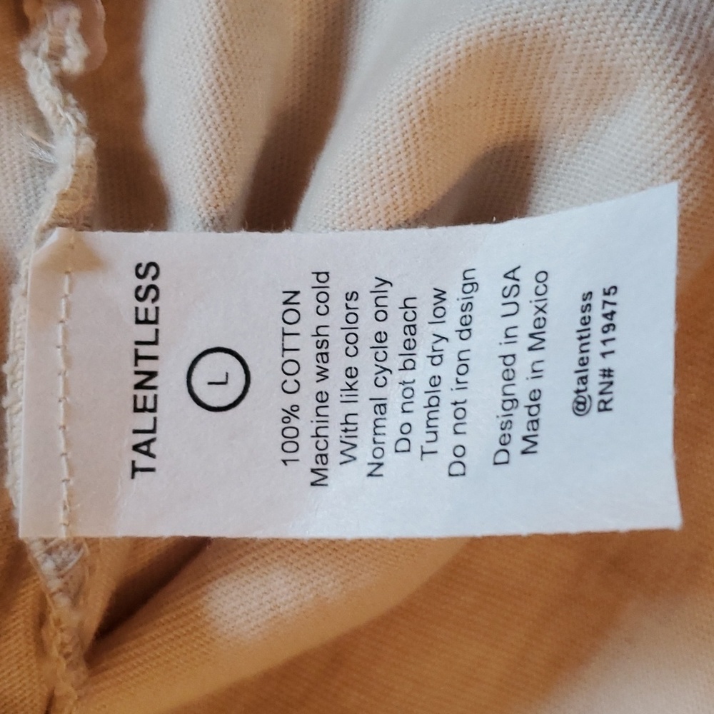 Talentless Tee - Picture 4 of 6